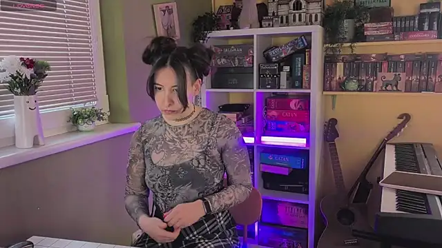 LelianaHazel online show from March 17, 2026, 3:59 pm