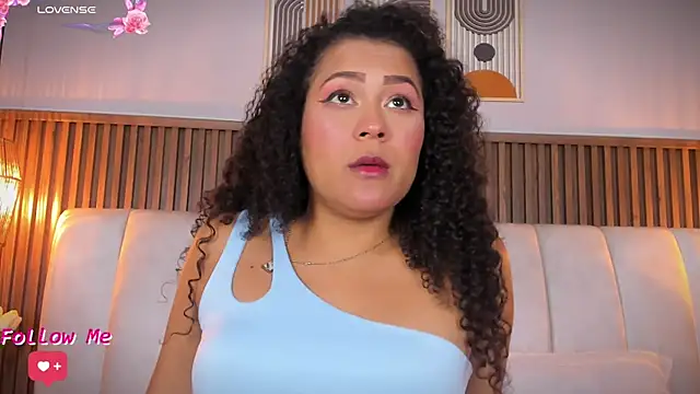 Ashleyy23x online show from June 25, 2026, 7:30 pm
