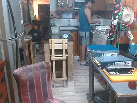 Snapshot of Dr_Pocholate84 chatting on March 17, 2025, 5:38 pm Dr Pocholate84 online show from March 17, 2025, 5:38 pm