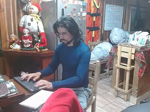 Snapshot of Dr_Pocholate84 chatting on November 26, 2025, 12:10 am Dr Pocholate84 online show from November 26, 2025, 12:10 am