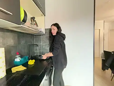 Snapshot of Chloe_Ricci chatting on February 19, 2026, 9:50 am Chloe Ricci online show from February 19, 2026, 9:50 am