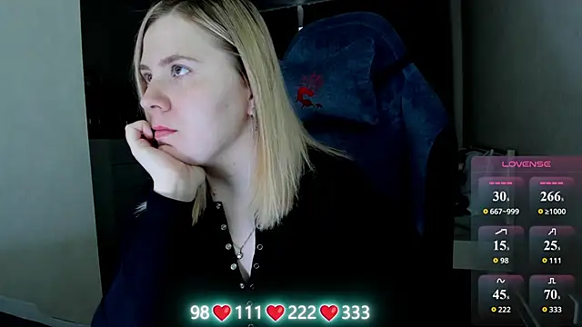Olivia Munk online show from May 21, 2026, 3:59 am