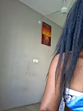 Kamdollie online show from May 29, 2026, 6:41 am