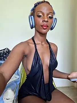 Kamdollie online show from March 27, 2026, 8:59 am