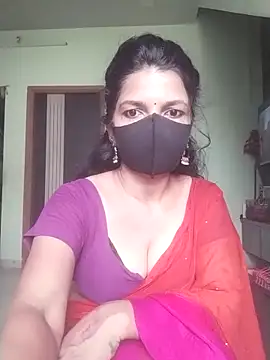 Shuttii 25 online show from November 4, 2025, 5:22 am