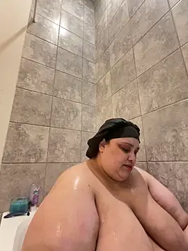 Snapshot of bbwredhead chatting on March 12, 2026, 3:12 am bbwredhead online show from March 12, 2026, 3:12 am