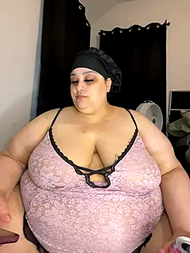 bbwredhead online show from November 19, 2025, 1:05 am