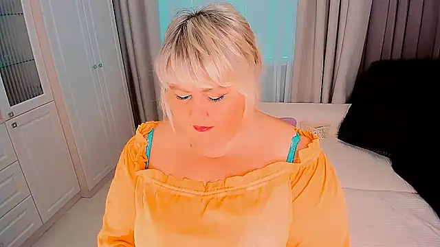 Snapshot of BIGTITSBBW chatting on September 9, 2025, 1:20 pm BIGTITSBBW online show from September 9, 2025, 1:20 pm
