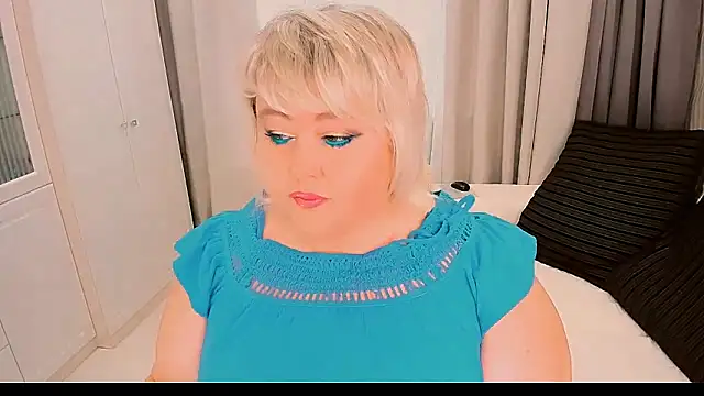 Snapshot of BIGTITSBBW chatting on September 25, 2025, 6:30 am BIGTITSBBW online show from September 25, 2025, 6:30 am