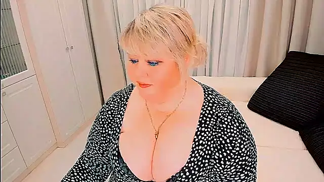 BIGTITSBBW online show from March 17, 2026, 7:17 pm