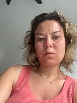 BabyNila online show from February 5, 2026, 2:29 am