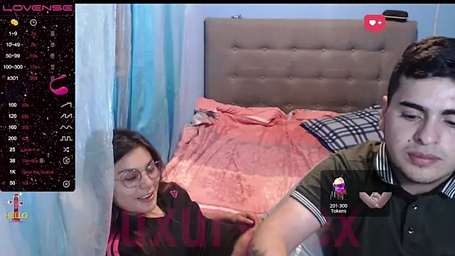 Snapshot of luxury_sex_17 chatting on April 15, 2026, 10:54 pm luxury sex 17 online show from April 15, 2026, 10:54 pm