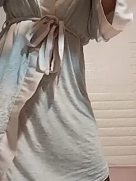 Snapshot of SexyMichellexo chatting on November 5, 2025, 10:24 pm SexyMichellexo online show from November 5, 2025, 10:24 pm