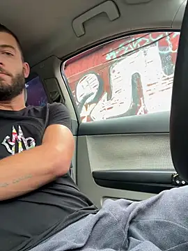 Snapshot of ElChapoGuzman95 chatting on September 10, 2025, 5:28 am ElChapoGuzman95 online show from September 10, 2025, 5:28 am