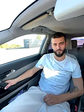 Snapshot of ElChapoGuzman95 chatting on October 15, 2025, 7:05 am ElChapoGuzman95 online show from October 15, 2025, 7:05 am