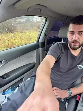 Snapshot of ElChapoGuzman95 chatting on November 24, 2025, 7:30 am ElChapoGuzman95 online show from November 24, 2025, 7:30 am