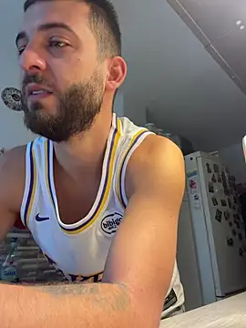 Snapshot of ElChapoGuzman95 chatting on November 12, 2025, 6:39 am ElChapoGuzman95 online show from November 12, 2025, 6:39 am