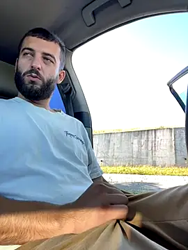 Snapshot of ElChapoGuzman95 chatting on September 21, 2025, 6:29 am ElChapoGuzman95 online show from September 21, 2025, 6:29 am