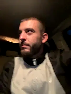 Snapshot of ElChapoGuzman95 chatting on October 3, 2025, 3:52 am ElChapoGuzman95 online show from October 3, 2025, 3:52 am