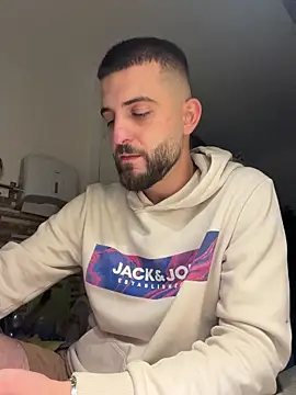 Snapshot of ElChapoGuzman95 chatting on November 28, 2025, 7:36 pm ElChapoGuzman95 online show from November 28, 2025, 7:36 pm