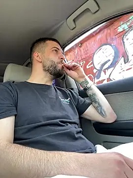 Snapshot of ElChapoGuzman95 chatting on March 21, 2025, 9:01 am ElChapoGuzman95 online show from March 21, 2025, 9:01 am