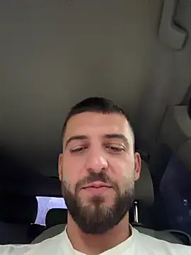 Snapshot of ElChapoGuzman95 chatting on November 18, 2025, 7:00 am ElChapoGuzman95 online show from November 18, 2025, 7:00 am