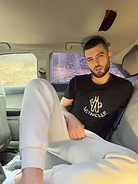 ElChapoGuzman95 online show from February 10, 2026, 8:46 am