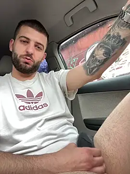 Snapshot of ElChapoGuzman95 chatting on March 23, 2025, 5:54 am ElChapoGuzman95 online show from March 23, 2025, 5:54 am