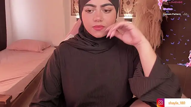 Snapshot of shayla_18 chatting on March 11, 2025, 9:04 pm shayla 18 online show from March 11, 2025, 9:04 pm