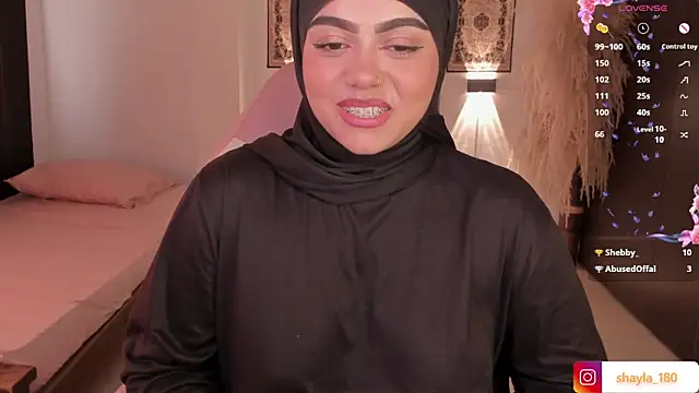 Snapshot of shayla_18 chatting on March 17, 2025, 9:02 pm shayla 18 online show from March 17, 2025, 9:02 pm