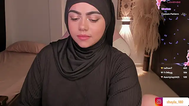 Snapshot of shayla_18 chatting on March 12, 2025, 12:09 am shayla 18 online show from March 12, 2025, 12:09 am