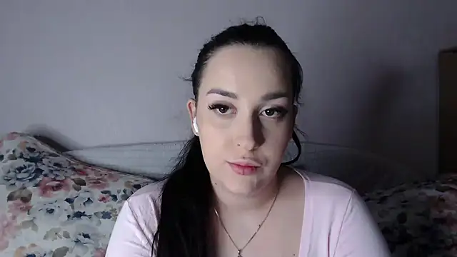 vitalina freedom online show from December 18, 2025, 2:21 pm