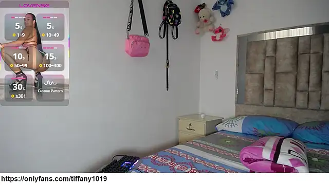 Snapshot of tiffany__pink chatting on February 15, 2026, 8:41 pm tiffany pink online show from February 15, 2026, 8:41 pm