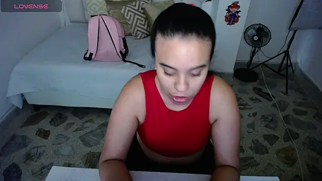 tiffany  pink online show from October 27, 2025, 8:54 pm