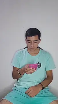 Thick Cock online show from May 6, 2026, 3:32 am