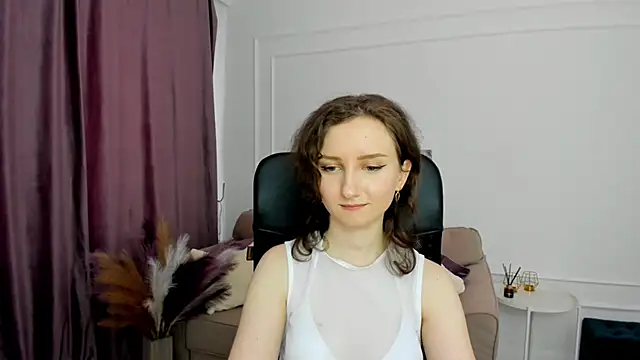 Snapshot of TruthInWine chatting on February 23, 2025, 1:32 pm TruthInWine online show from February 23, 2025, 1:32 pm