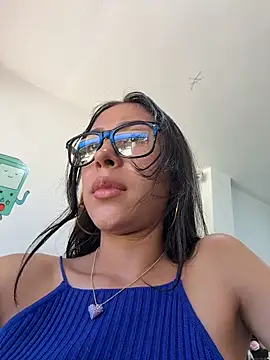  alabina  online show from April 6, 2026, 6:31 pm