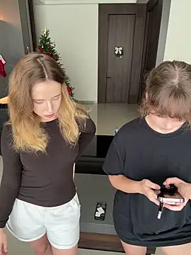 Nura n Sarah online show from February 5, 2026, 5:14 am