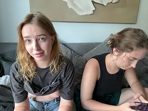 Nura n Sarah online show from February 27, 2025, 8:24 am