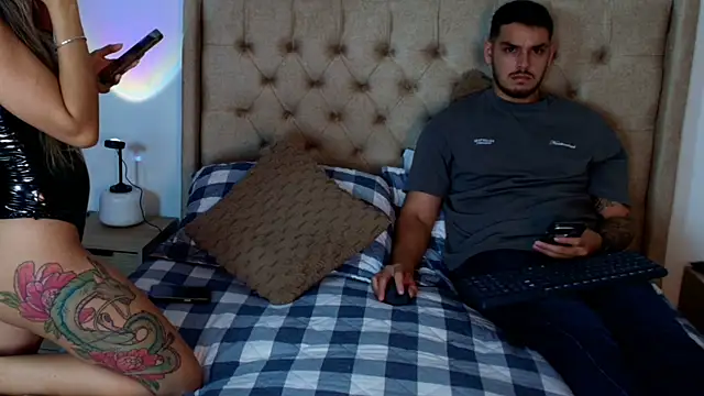 Rose dom online show from November 5, 2025, 1:52 am