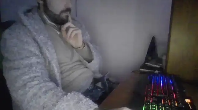 Snapshot of joaodias_97 chatting on December 27, 2024, 6:42 pm joaodias 97 online show from December 27, 2024, 6:42 pm