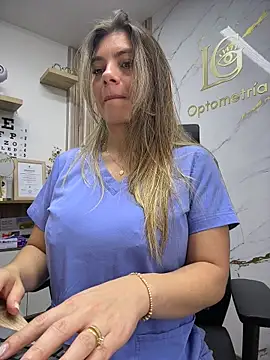 alicee16 online show from March 29, 2026, 5:47 pm