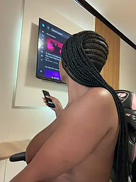 Neelo-Smith online show from June 28, 2026, 5:14 am