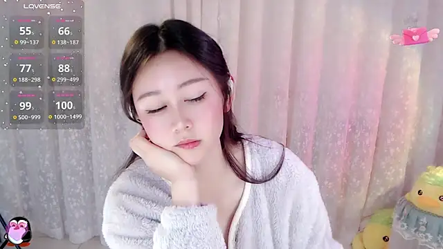 Aimee-520 online show from December 20, 2025, 7:22 am