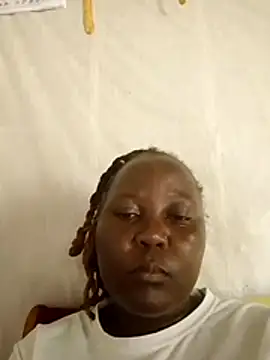 Snapshot of amelinaqueen chatting on April 16, 2026, 10:27 am amelinaqueen online show from April 16, 2026, 10:27 am