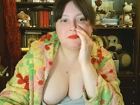 CarrieQPeach online show from February 5, 2026, 8:04 pm