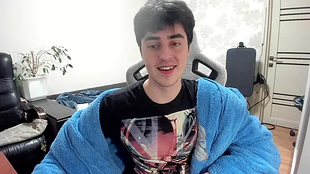 Snapshot of Knuckles17 chatting on February 16, 2026, 8:29 pm Knuckles17 online show from February 16, 2026, 8:29 pm