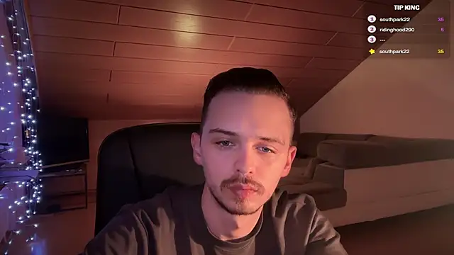 naked psy online show from February 12, 2025, 12:48 am