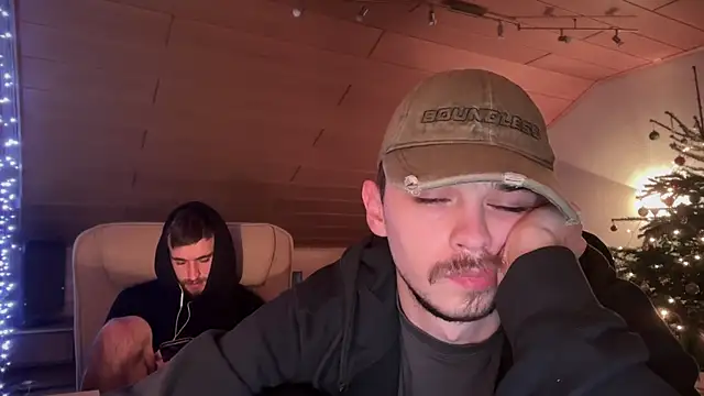 naked psy online show from January 14, 2025, 3:22 am