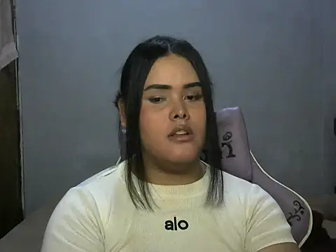 antonellasex1998 online show from May 29, 2026, 1:22 am